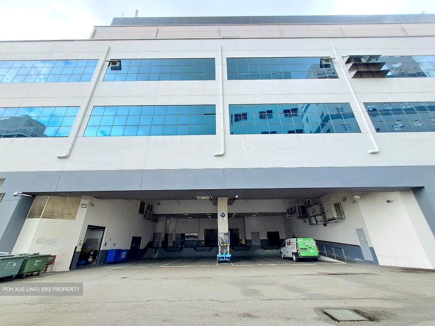 Bendemeer Road (D12), Factory #523415761